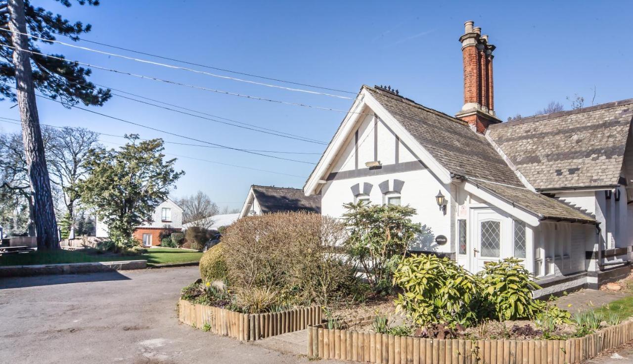 The Manor At Bickley Bromley Exterior foto